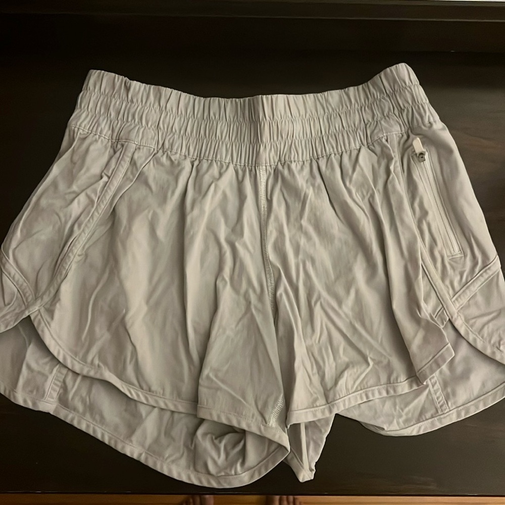 White lululemon shorts
